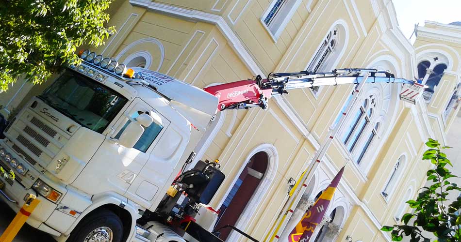 ΕΡΓΑΣΙΕΣ ΣΥΝΤΗΡΗΣΗΣ ΣΤΟΝ Ι.Ν. ΑΓΙΟΥ ΚΩΝΣΤΑΝΤΙΝΟΥ & ΕΛΕΝΗΣ ΠΕΙΡΑΙΑ ΜΕ ΧΡΗΣΗ ΚΑΛΑΘΙΟΥ