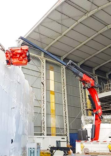 ΤΟΠΟΘΕΤΗΣΗ ΜΗΧΑΝΩΝ ΣΕ ΣΚΑΦΟΣ