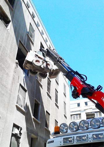 ΑΠΟΞΗΛΩΣΗ & ΜΕΤΑΦΟΡΑ ΜΗΧΑΝΗΜΑΤΩΝ ΑΠΟ ΚΤΙΡΙΟ ΣΤΟ ΛΙΜΑΝΙ ΤΟΥ ΠΕΙΡΑΙΑ